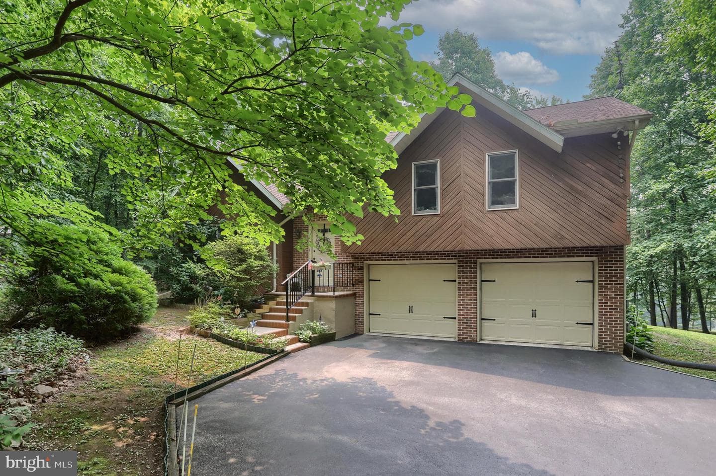1248 Ash Lane photo 5