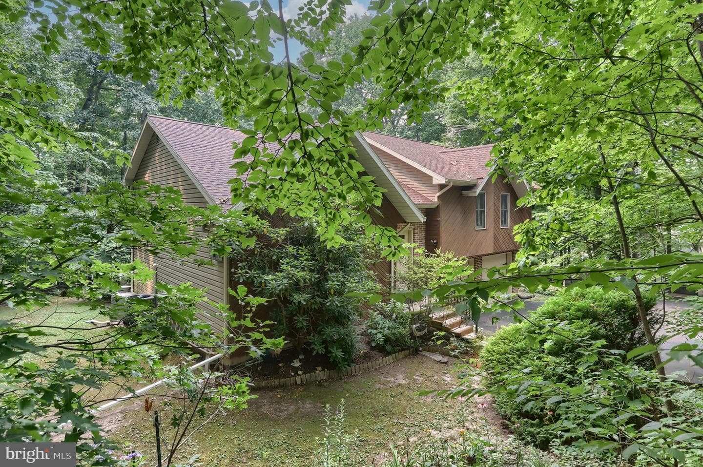 1248 Ash Lane photo 6