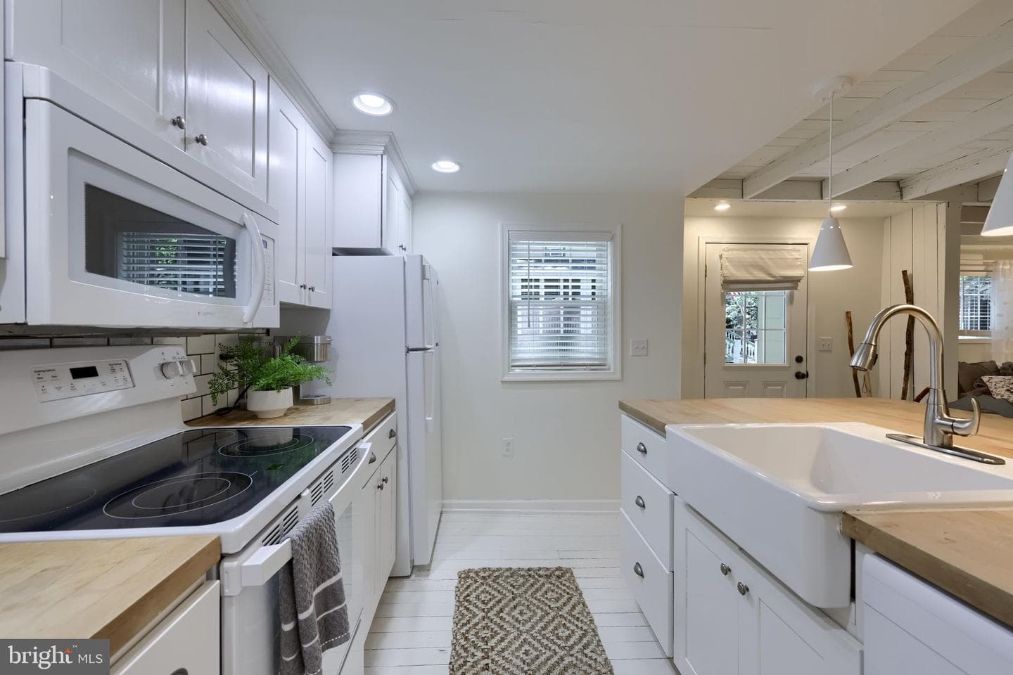 411 2nd Street photo 34