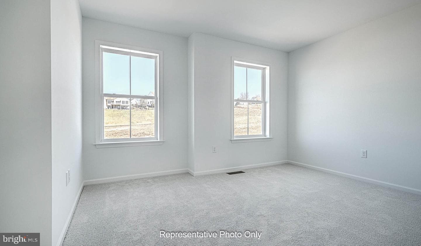 127 Alexandria Drive photo 22