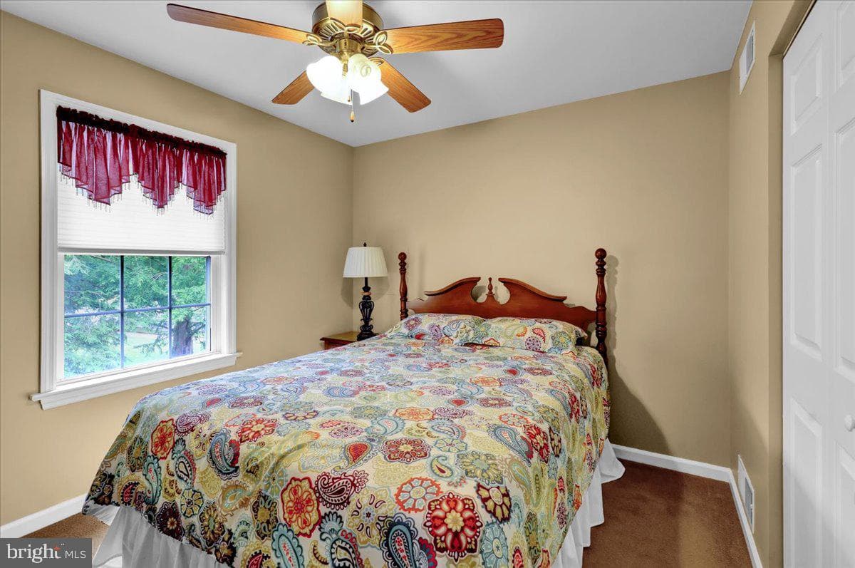 128 Macintosh Drive photo 21