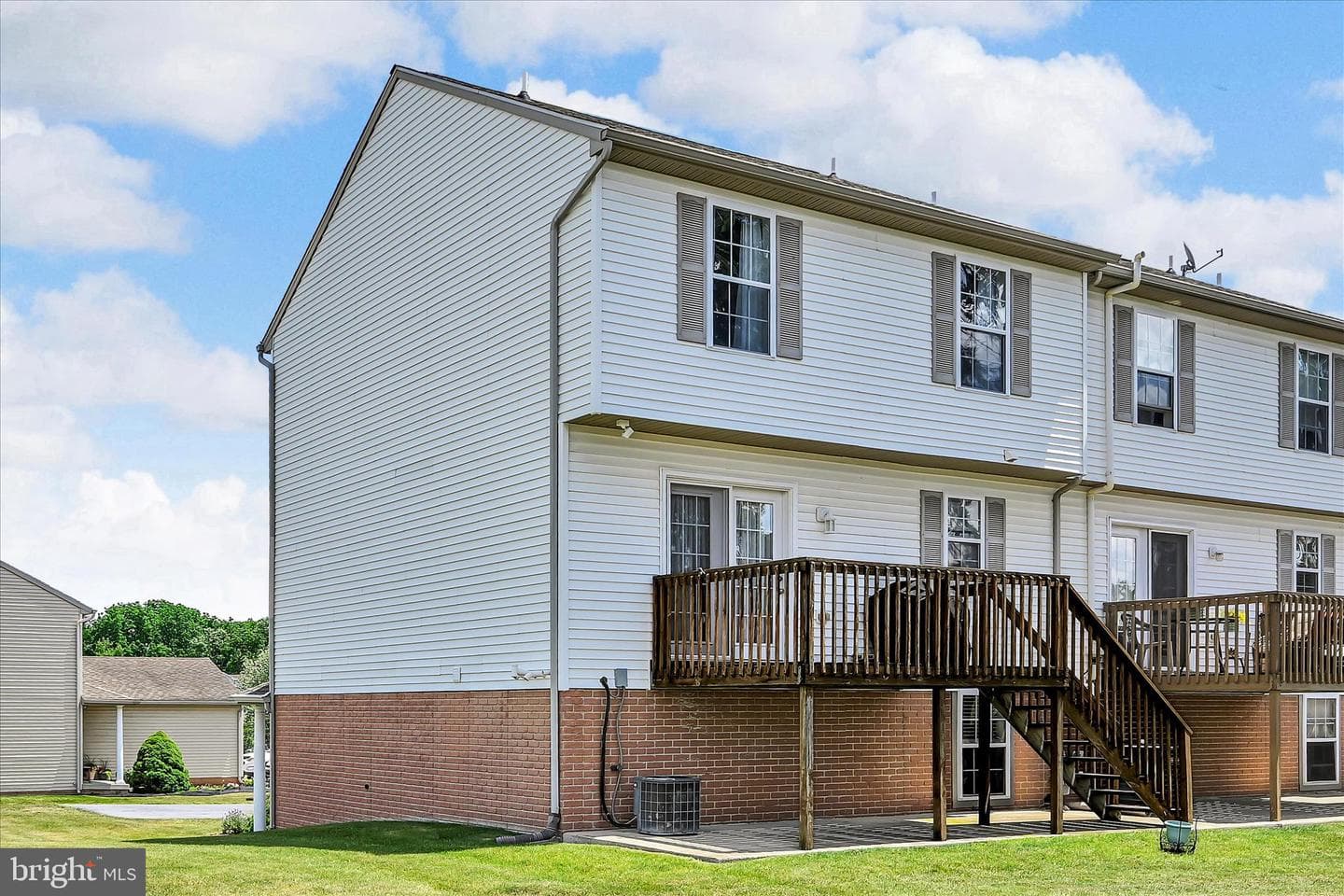 2171 Penn Street photo 29