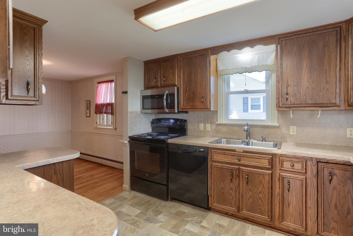 201 S Hetrick Avenue photo 10