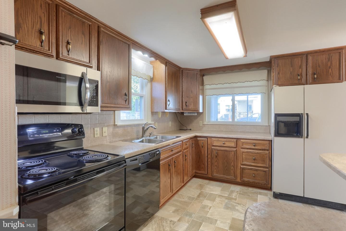 201 S Hetrick Avenue photo 12