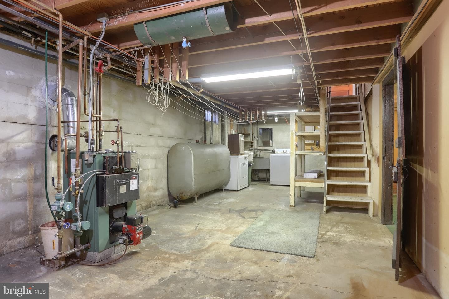 201 S Hetrick Avenue photo 26