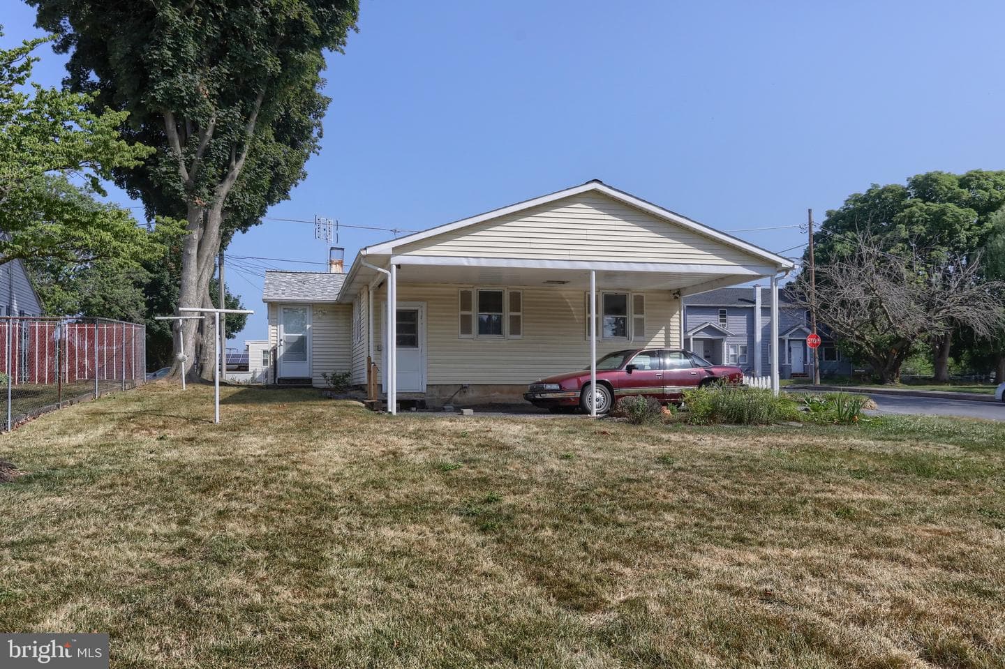 201 S Hetrick Avenue photo 39