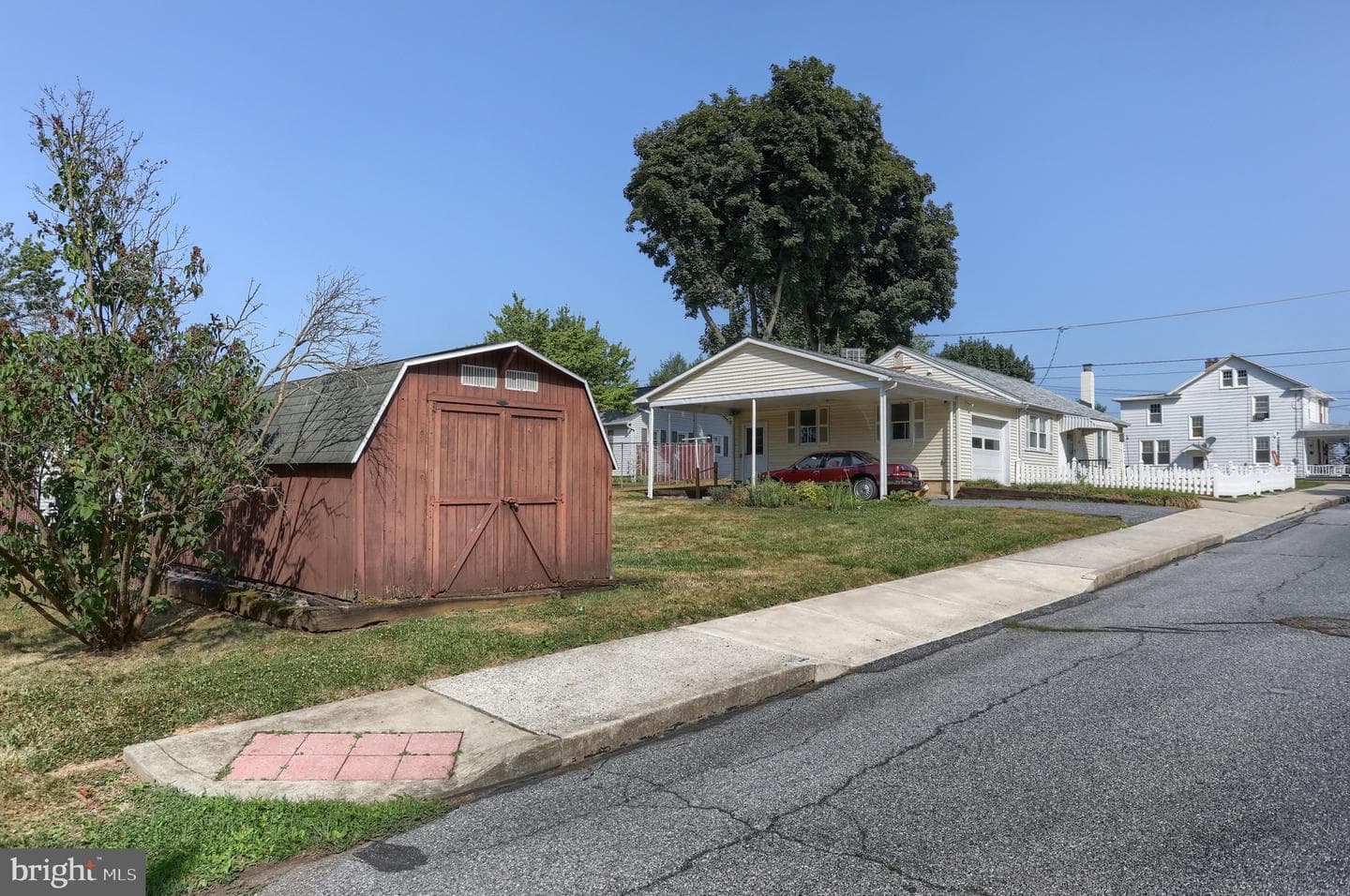 201 S Hetrick Avenue photo 43