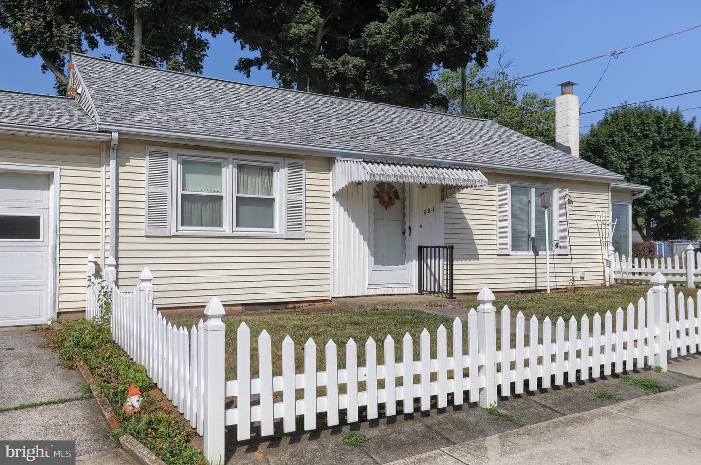 201 S Hetrick Avenue photo 5