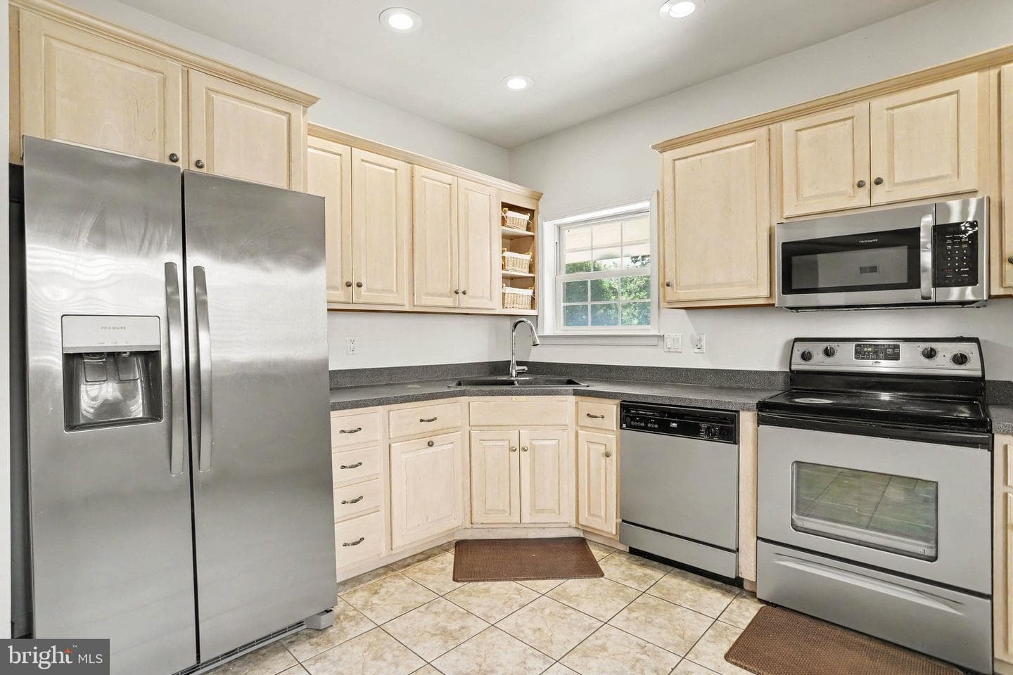 532 Waterside Cir L-0133 photo 10