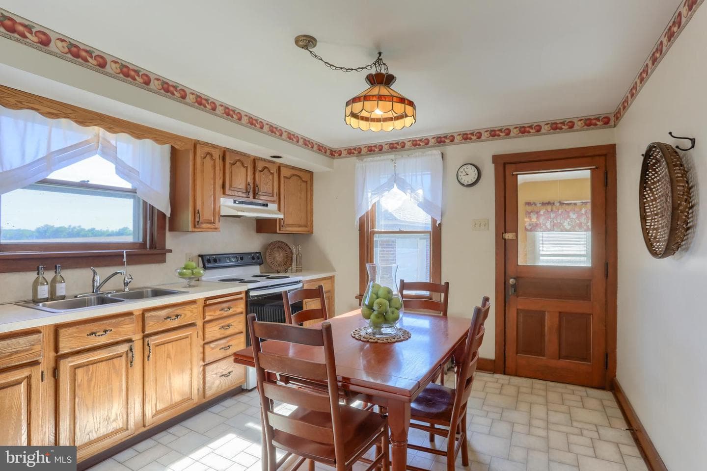 1411 Jay Street photo 22