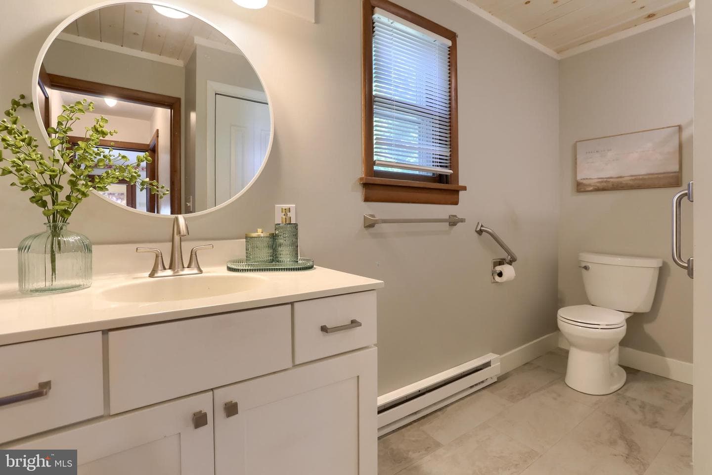 1411 Jay Street photo 24