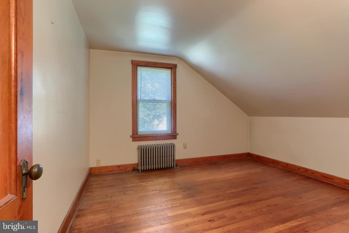 1411 Jay Street photo 35
