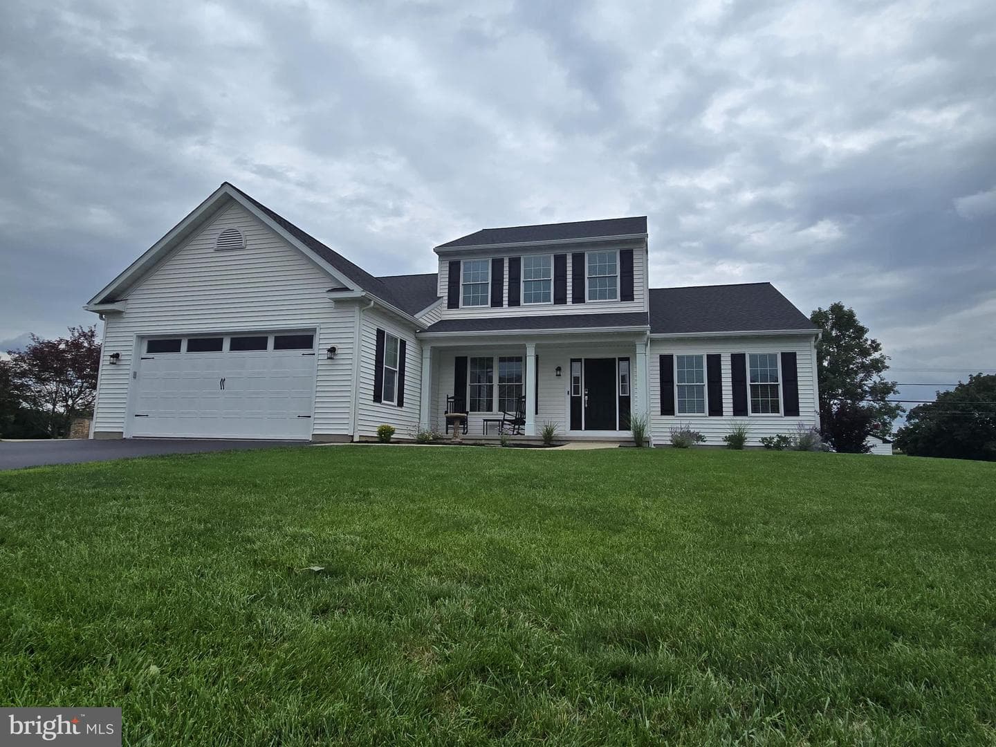 500 Sweetwater Drive photo 1