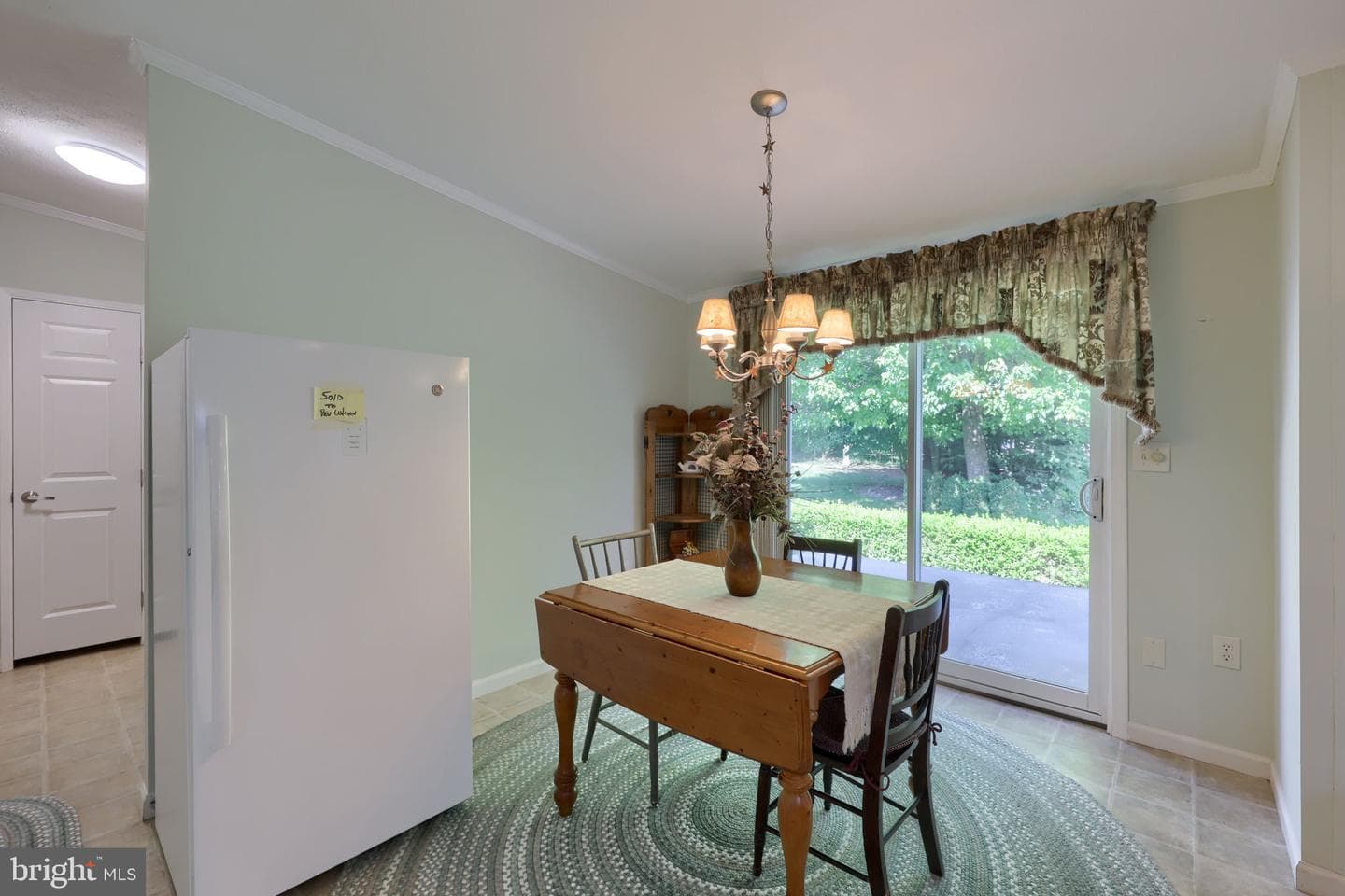 1037 Hemlock Circle photo 21