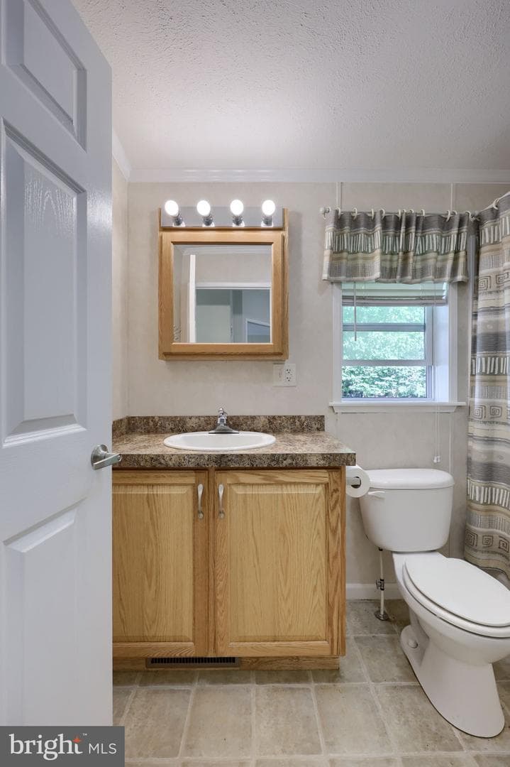 1037 Hemlock Circle photo 34