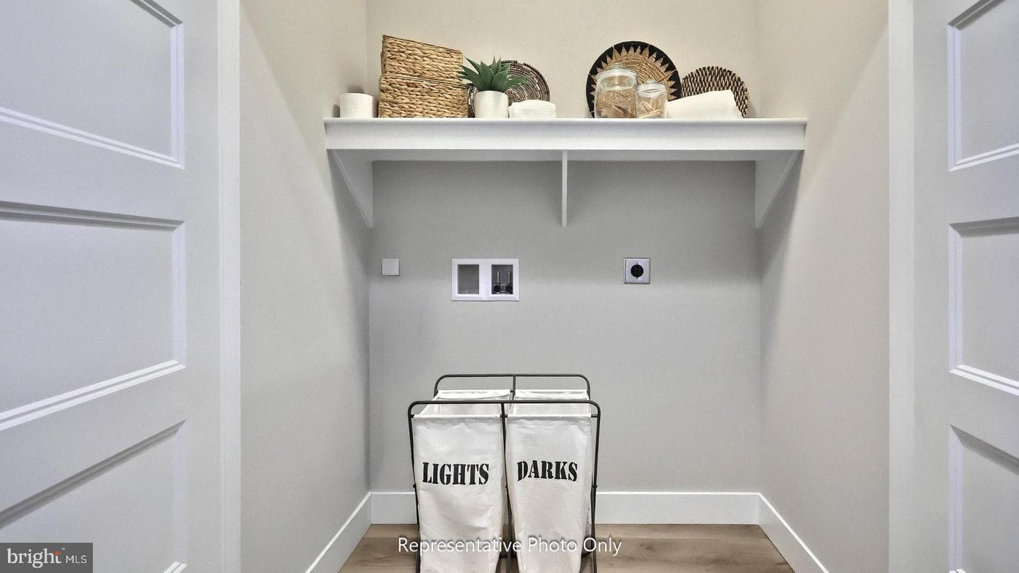 41 Canterbury Lane photo 13