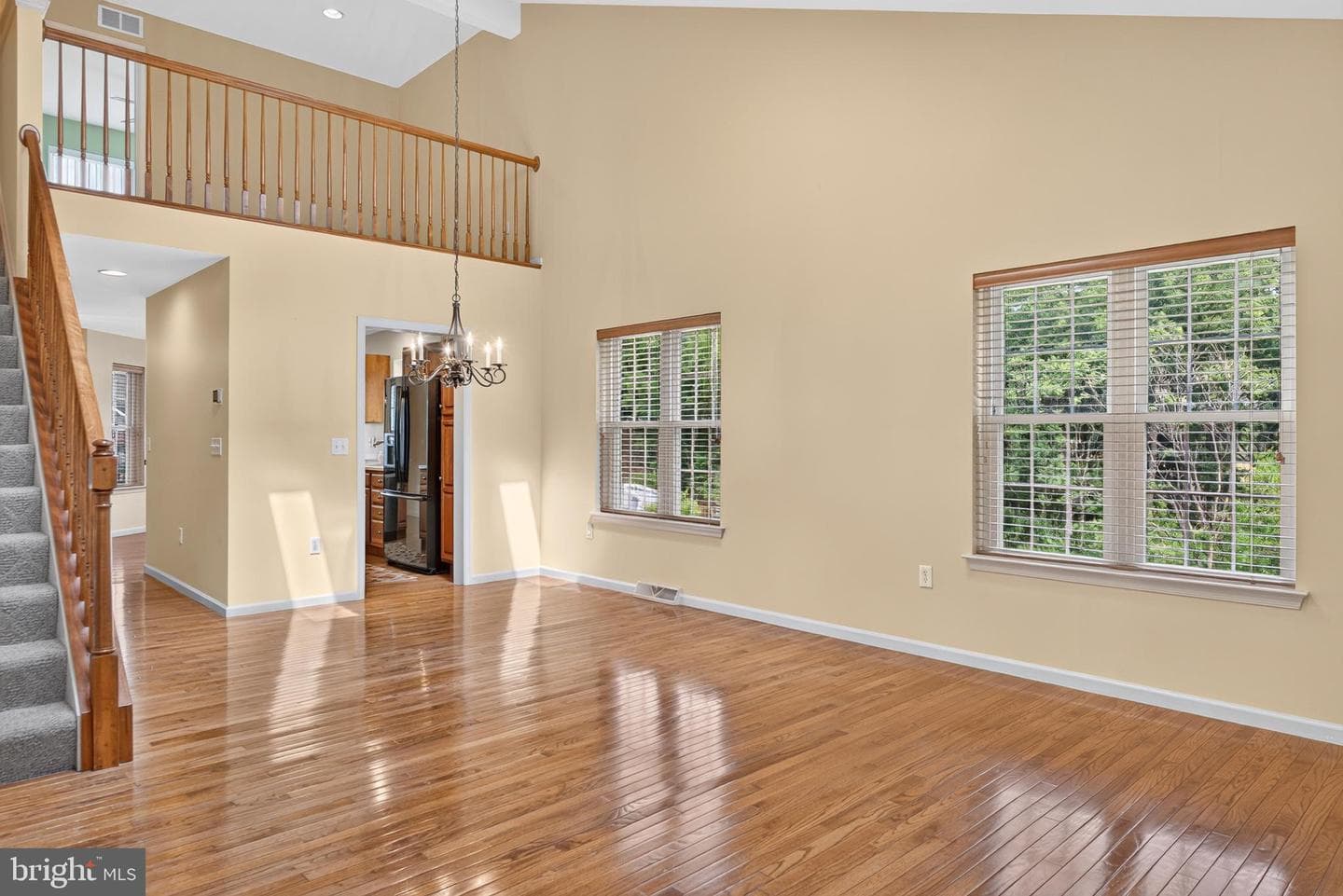 75 Pin Oak Street photo 13