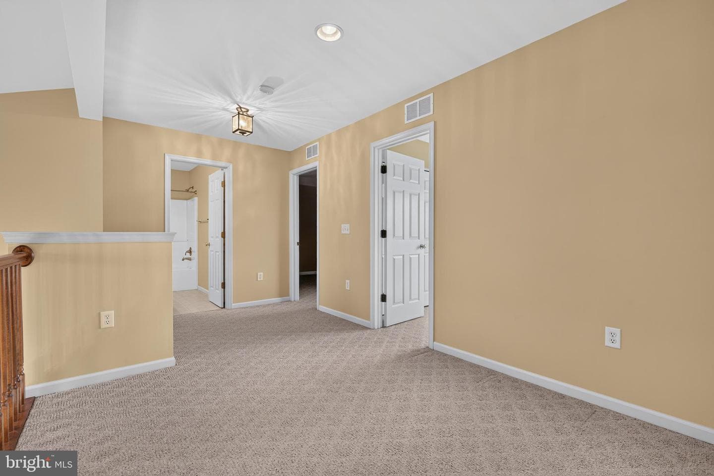 75 Pin Oak Street photo 24