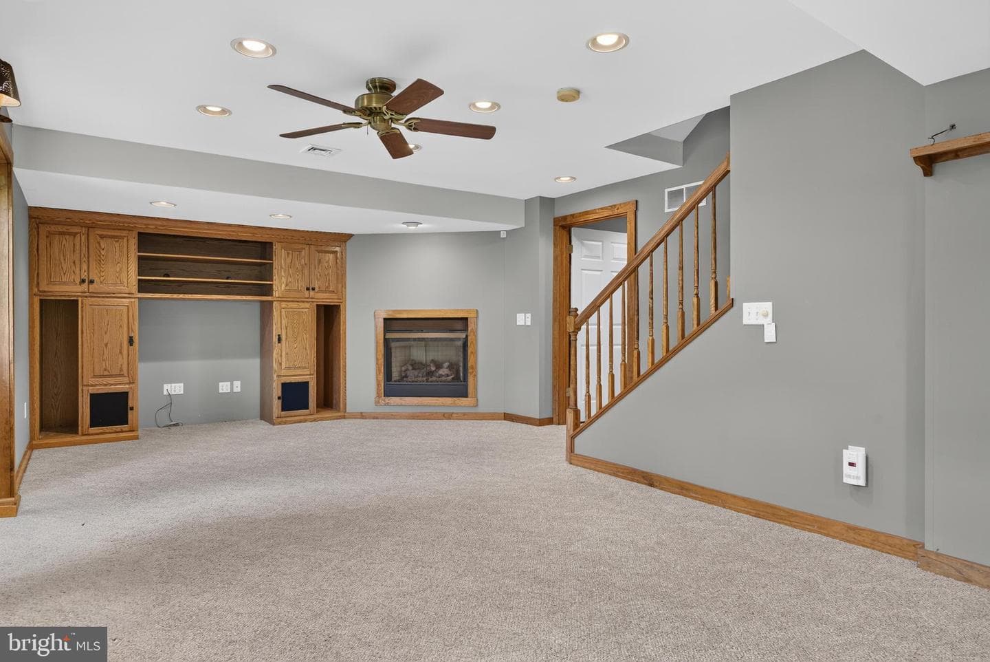 75 Pin Oak Street photo 30