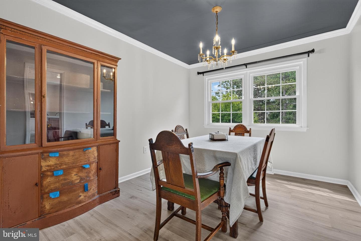 610 E Walnut Street photo 10