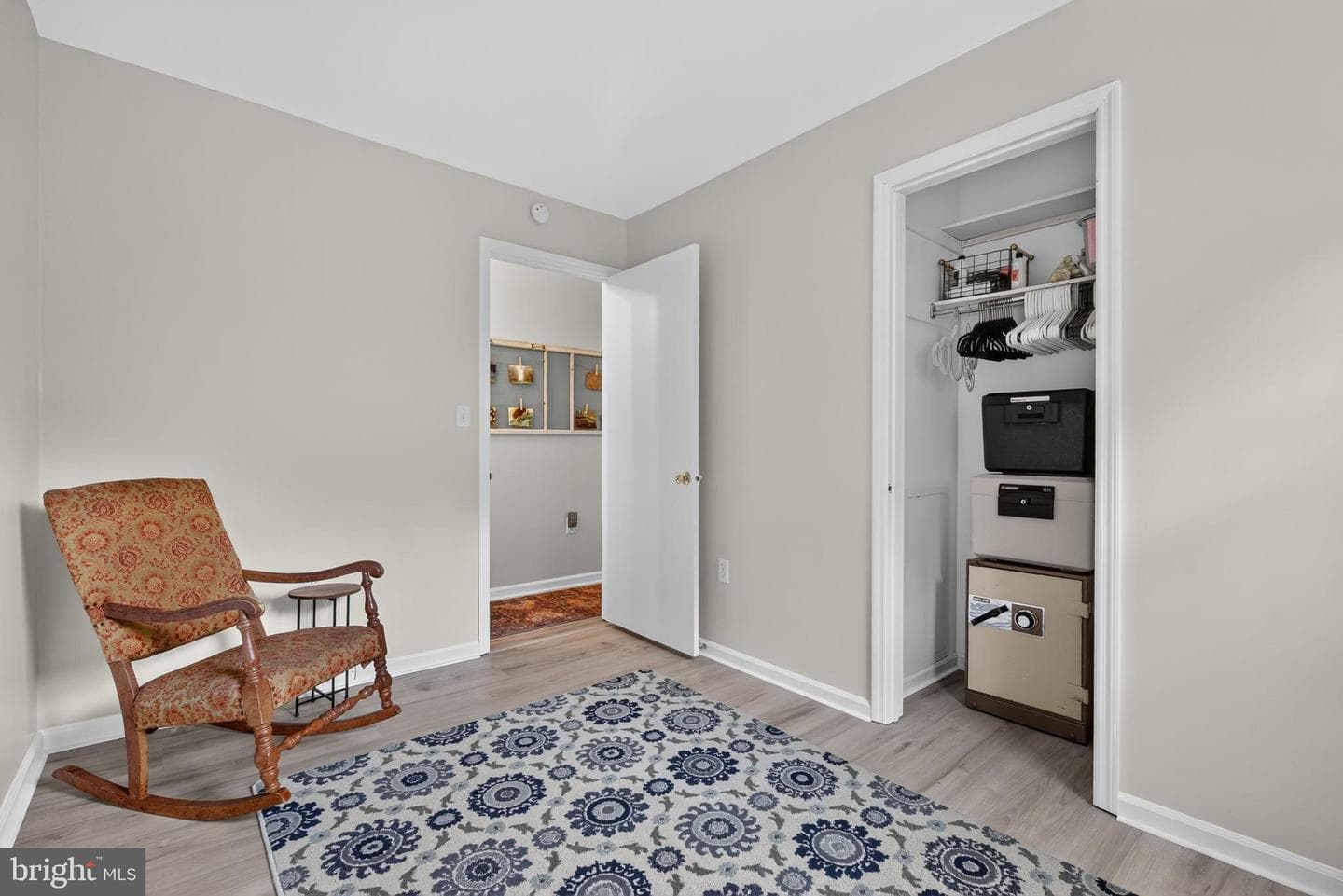 610 E Walnut Street photo 31