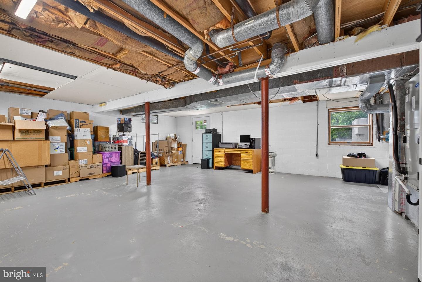 610 E Walnut Street photo 35