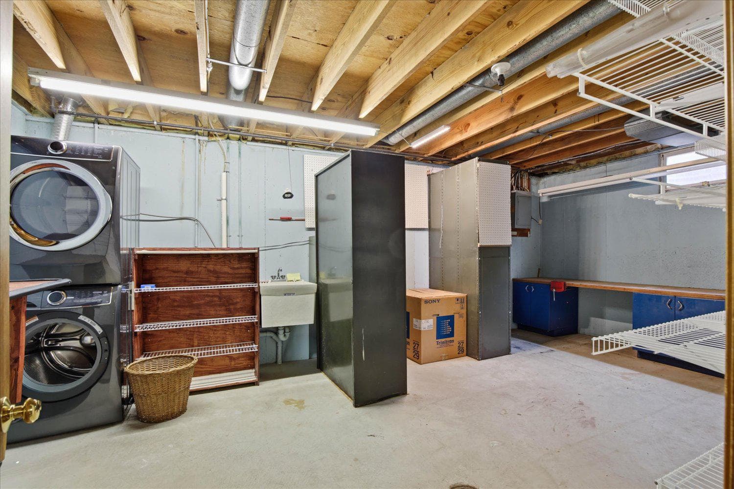 1922 Carlton Drive photo 33
