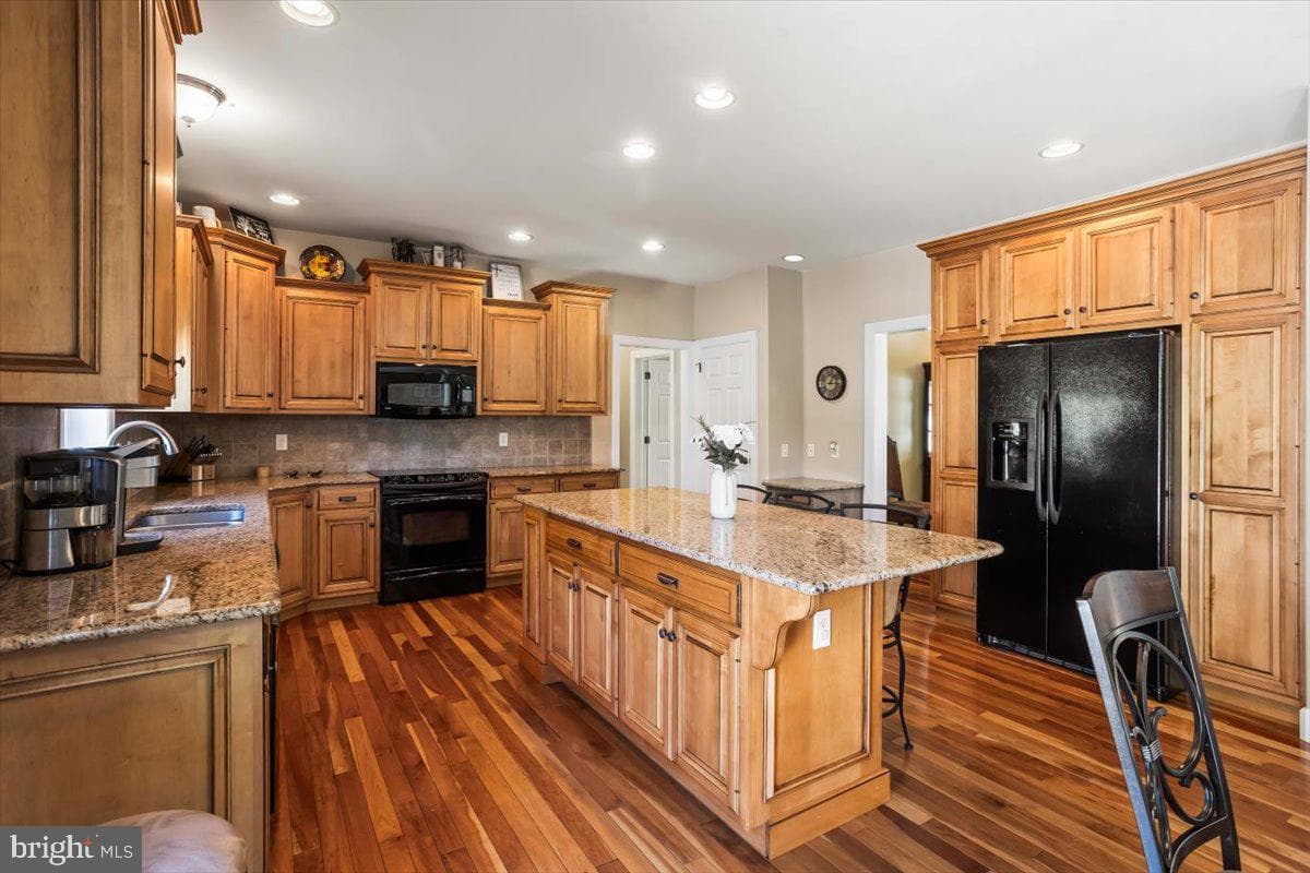 304 Iron Valley Drive photo 24