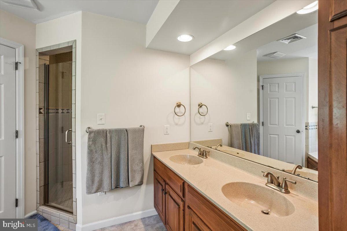 304 Iron Valley Drive photo 43