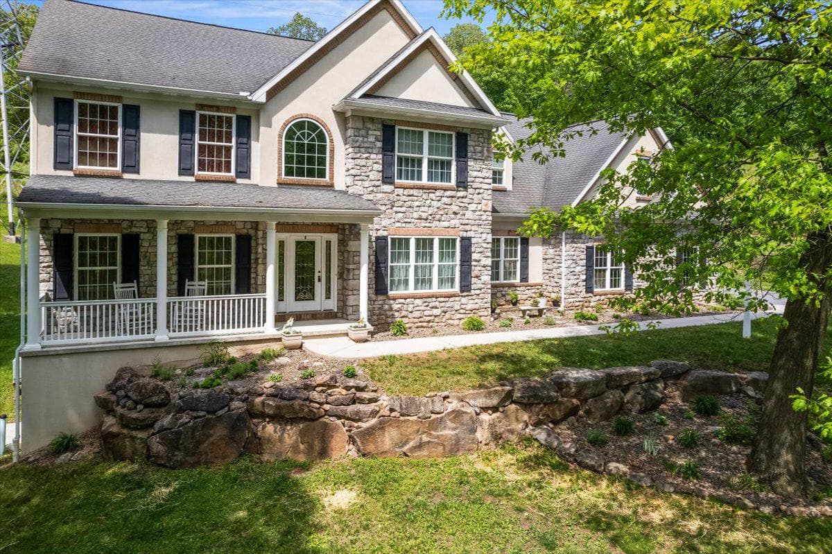 304 Iron Valley Drive photo 68