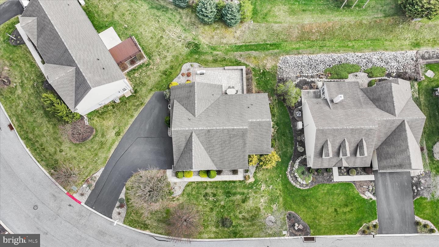 858 Water Edge Ct photo 9