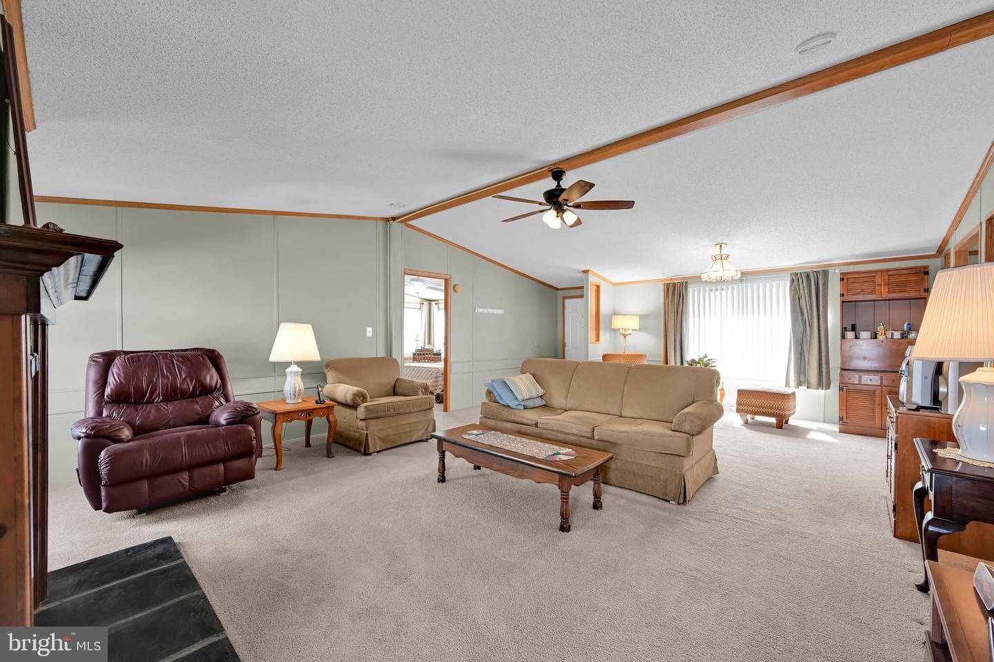 379 W Spruce Street photo 13