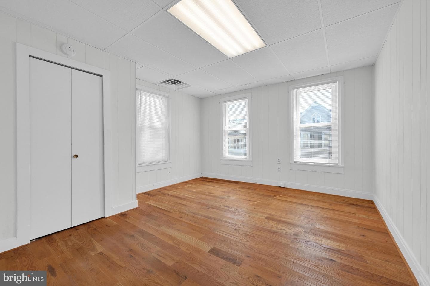 129 N Railroad Street photo 13