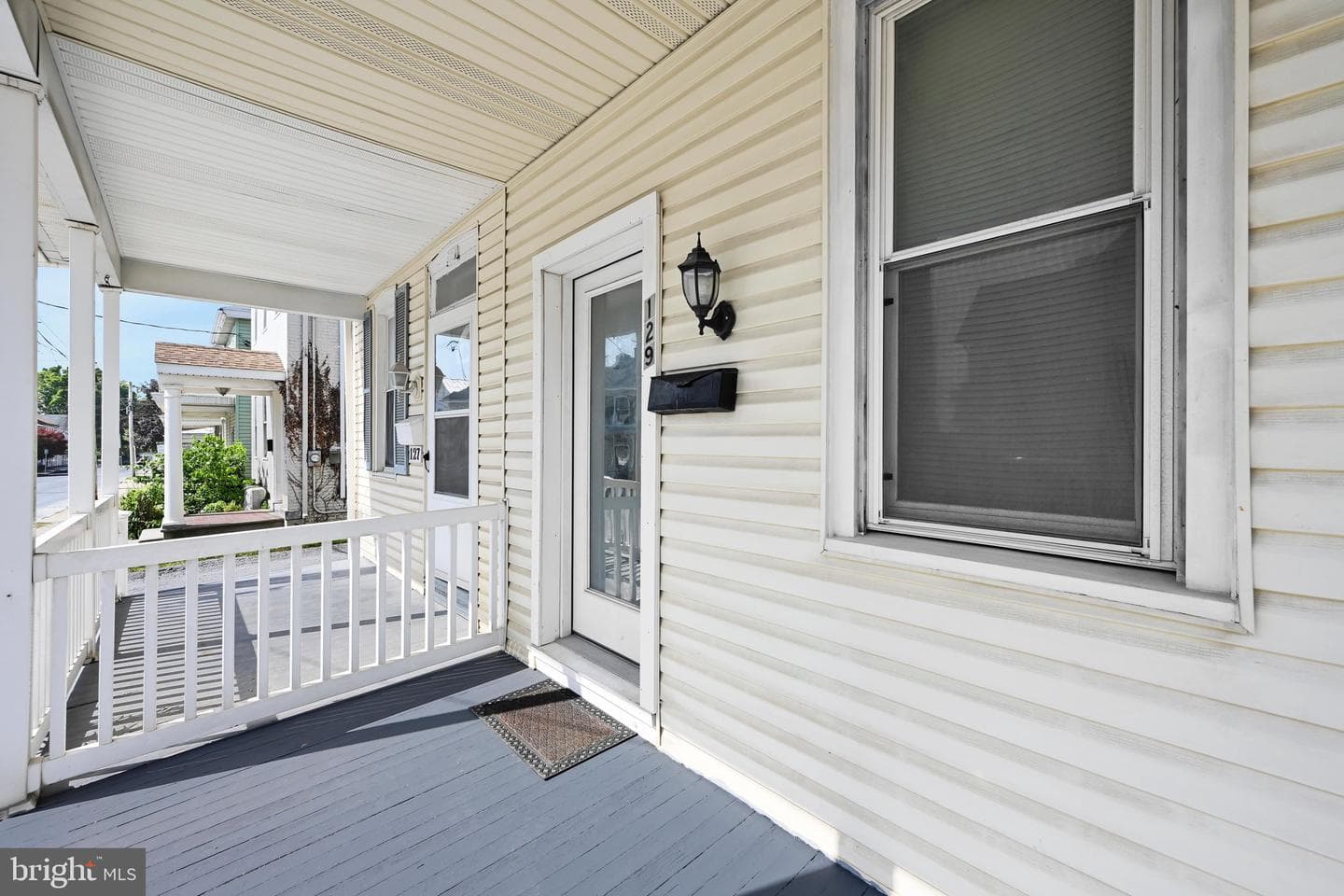 129 N Railroad Street photo 4