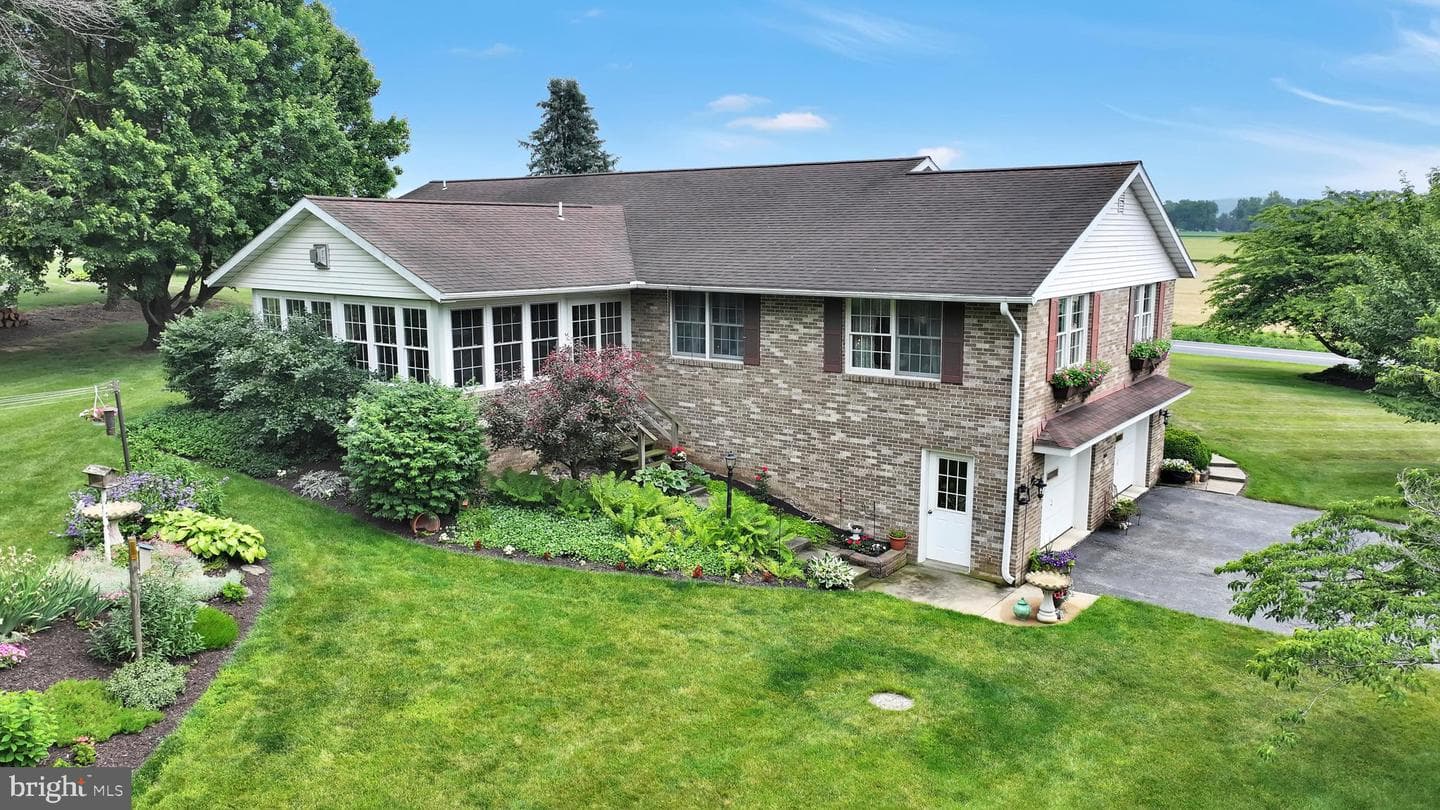 205 Fox Road photo 7