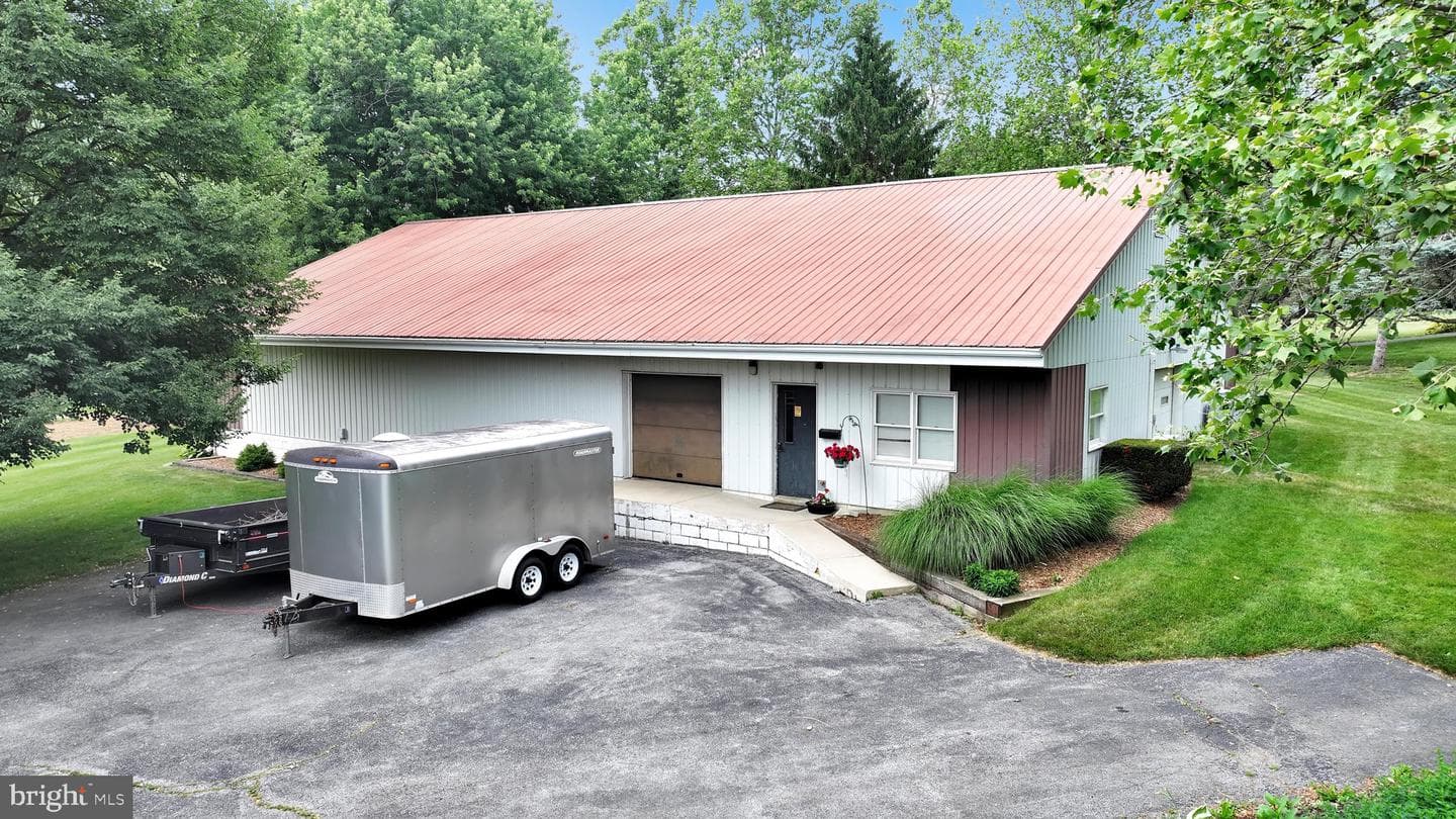 205 Fox Road photo 8