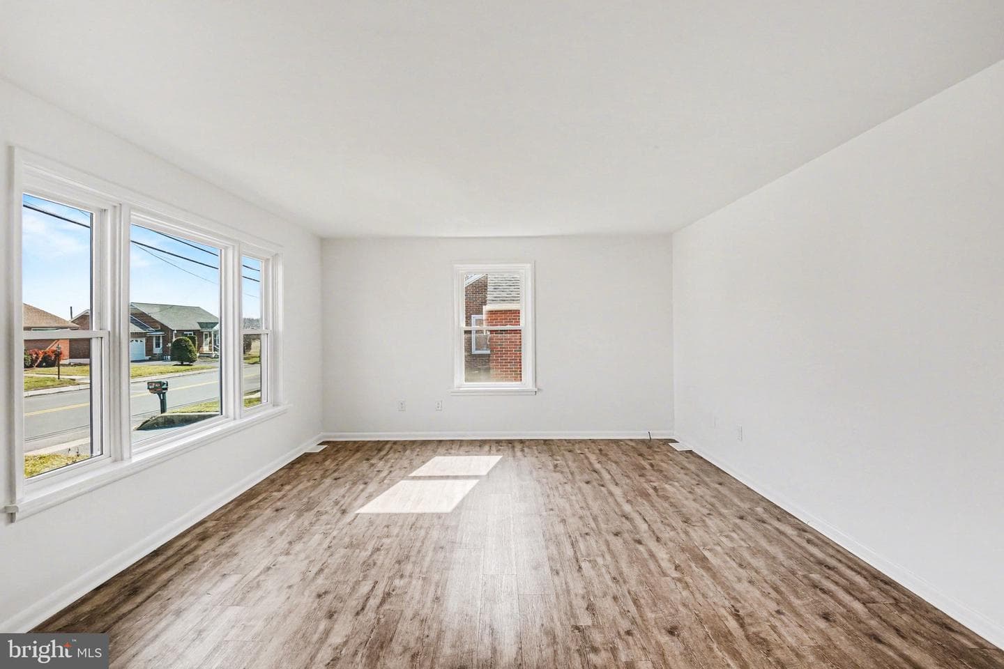 1105 State Drive photo 5