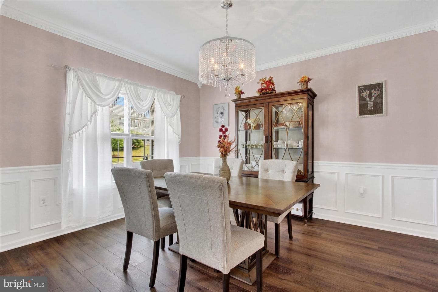 627 Saddle Road photo 10