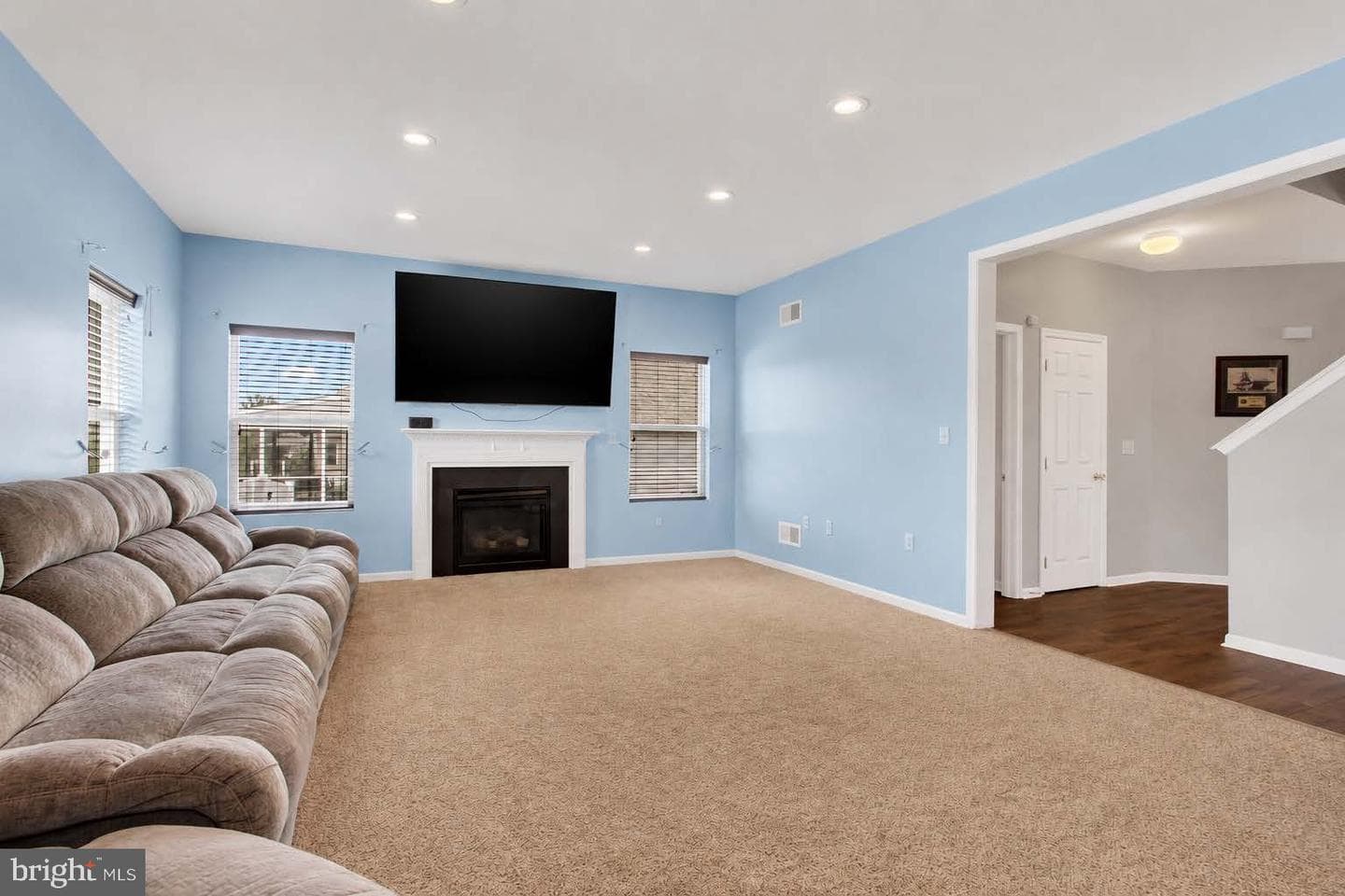 627 Saddle Road photo 19