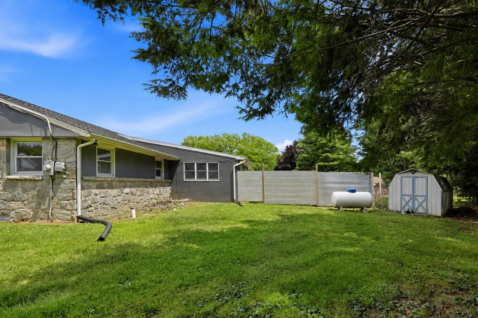 1697 S 5th Avenue photo 41