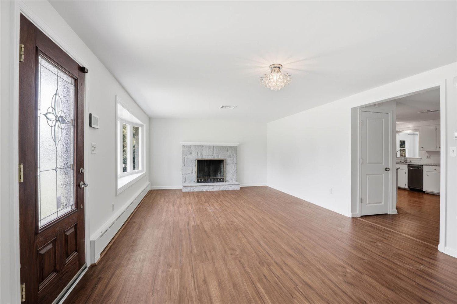 1697 S 5th Avenue photo 9