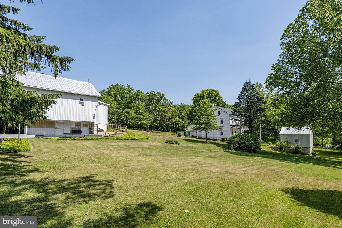 350 Golf Road photo 12