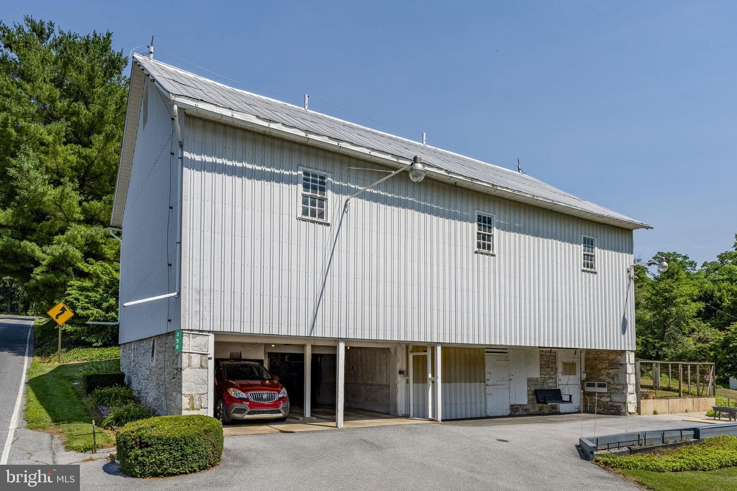 350 Golf Road photo 26