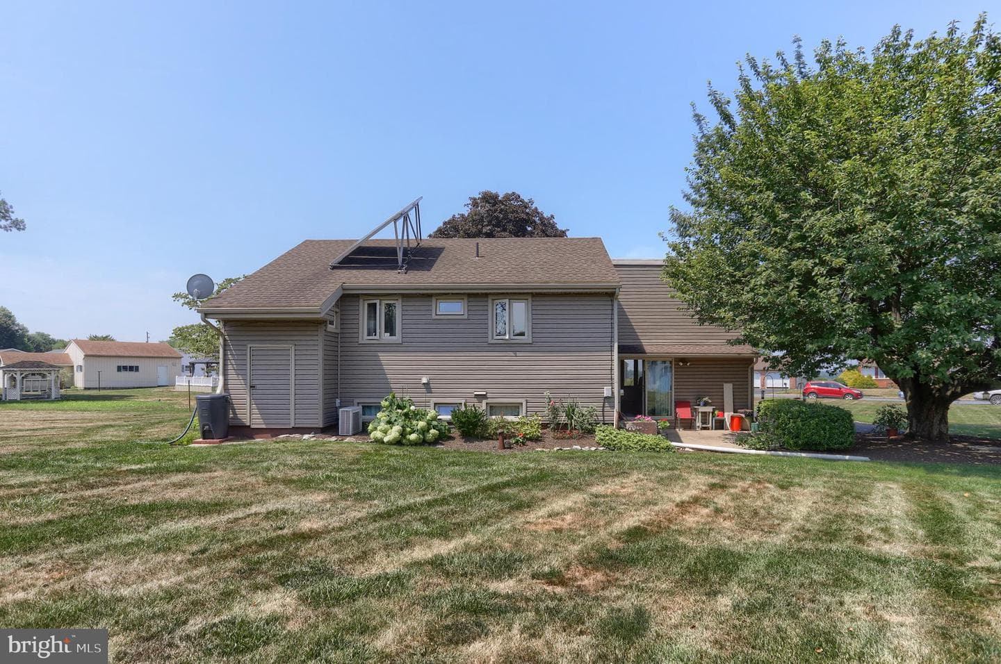 204 Oak Street photo 41