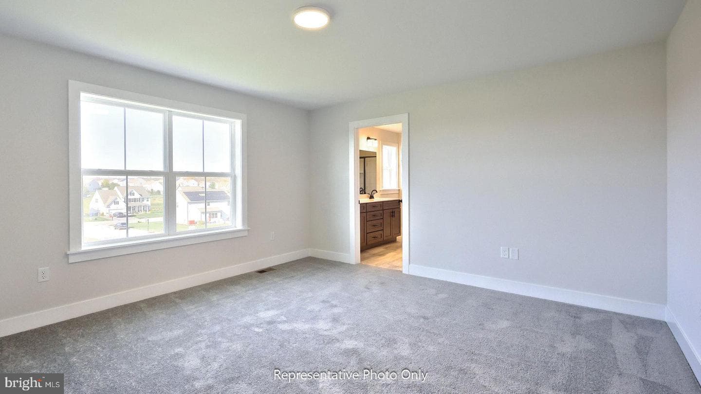 50 Canterbury Lane photo 15