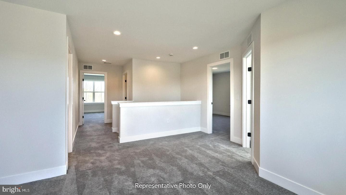 50 Canterbury Lane photo 22