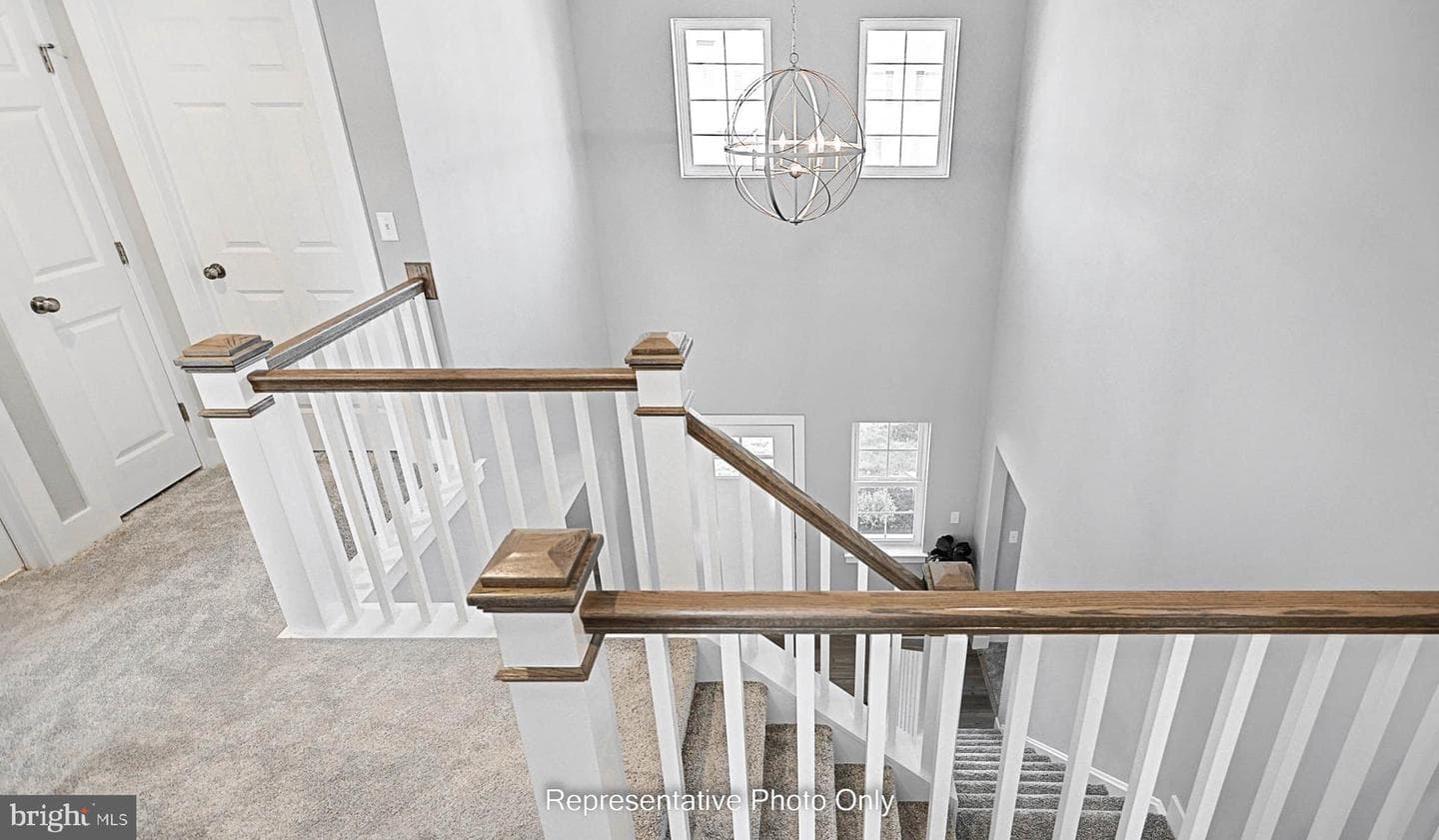 215 Dahlia Circle photo 10