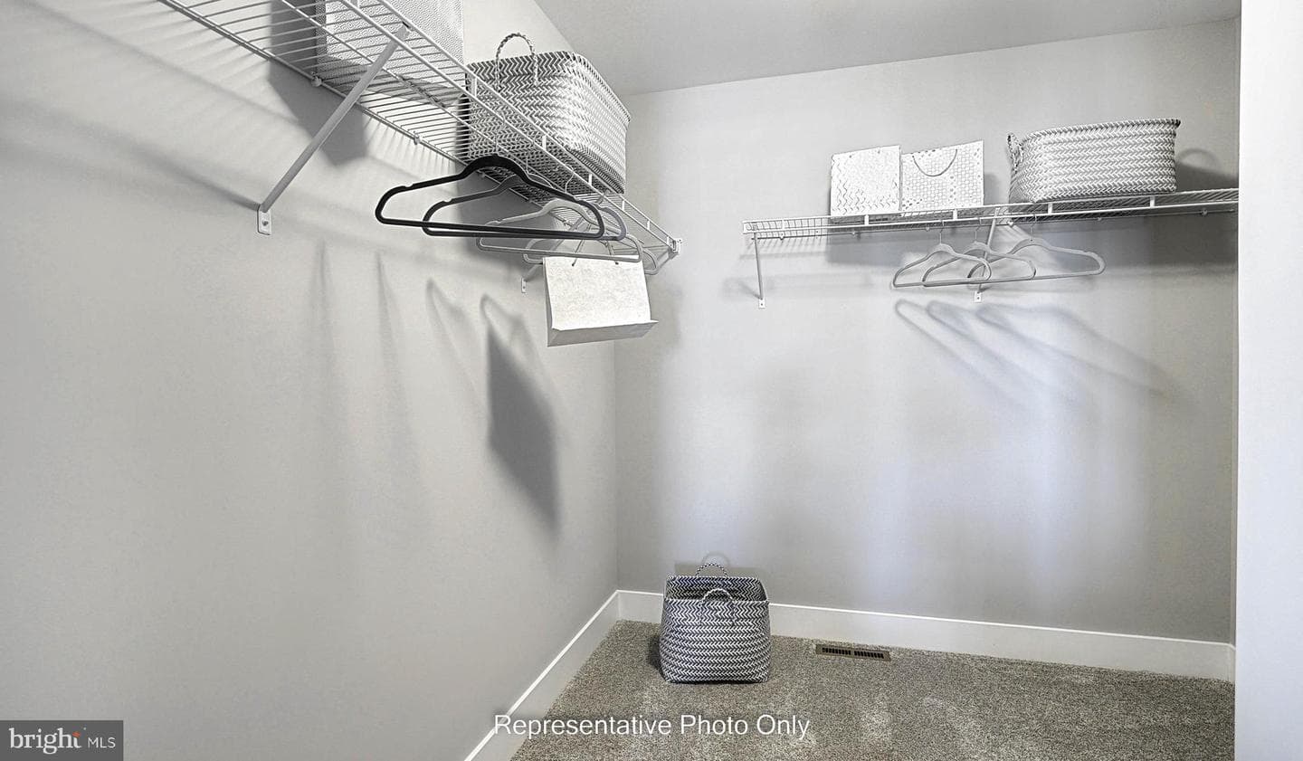 215 Dahlia Circle photo 13