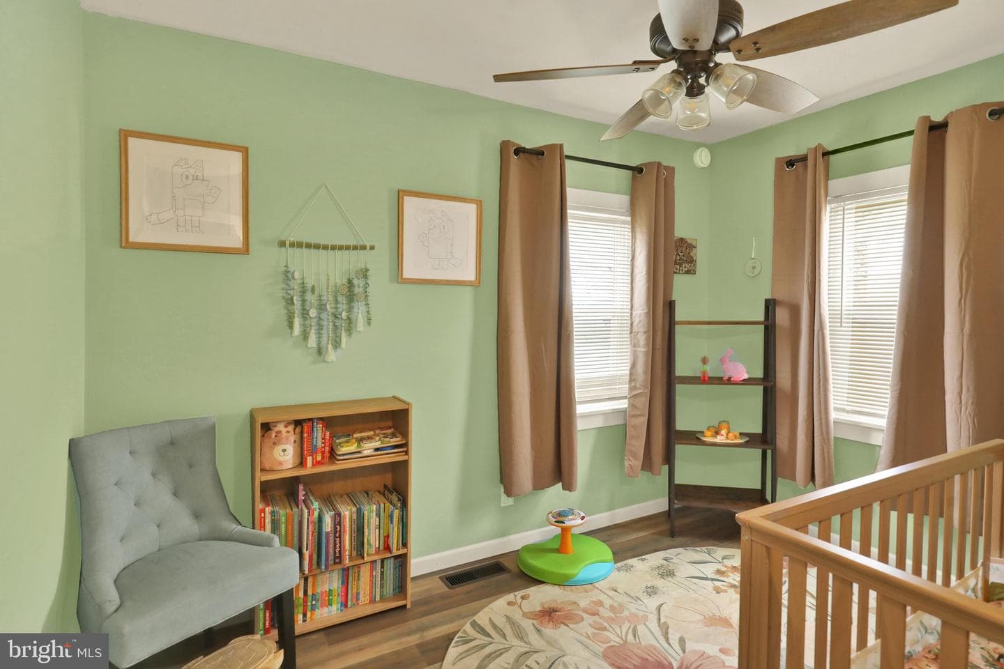 107 N Franklin Street photo 13