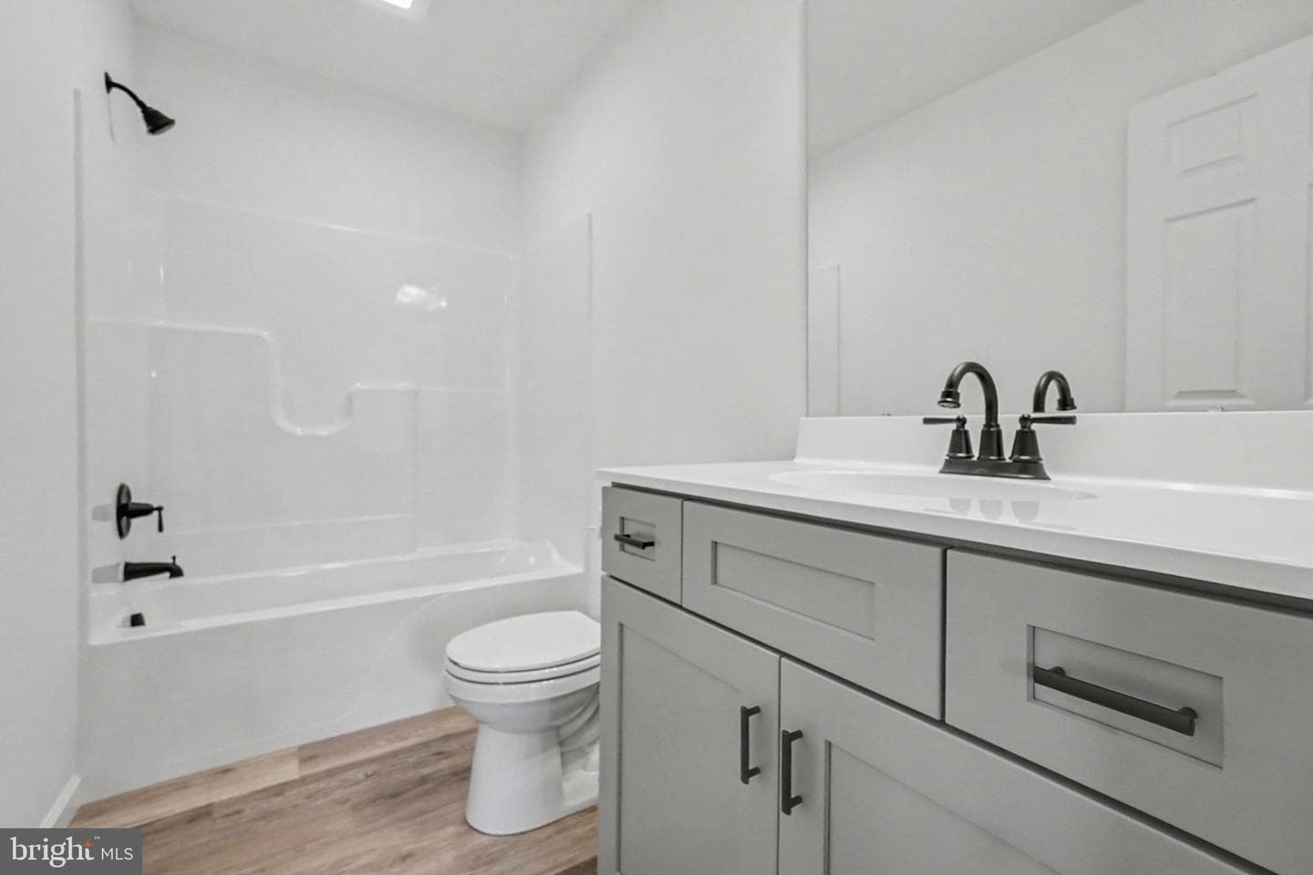 418 Elm Street photo 21